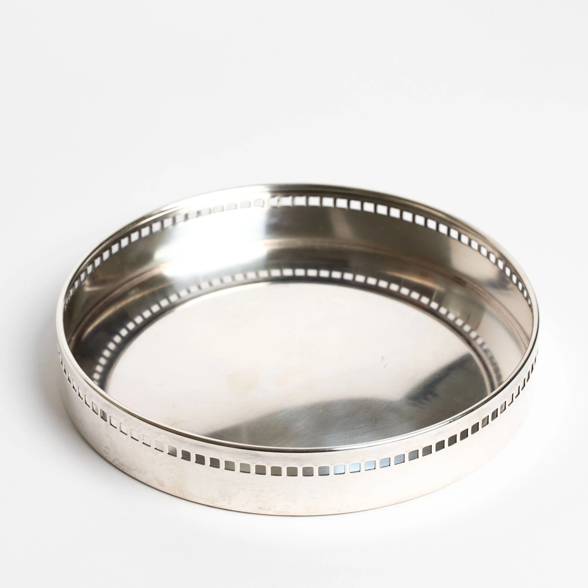 Swid Powell Richard Meier Sweet Dish — HAMEL20